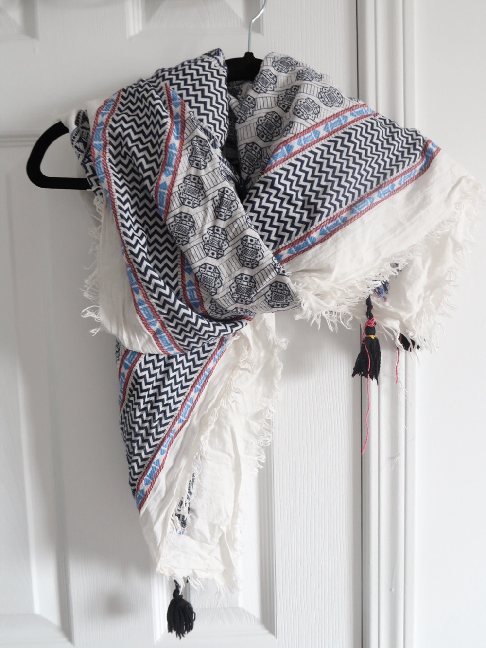 Handwoven Navy and Cream Patterned Home Throw Scarf